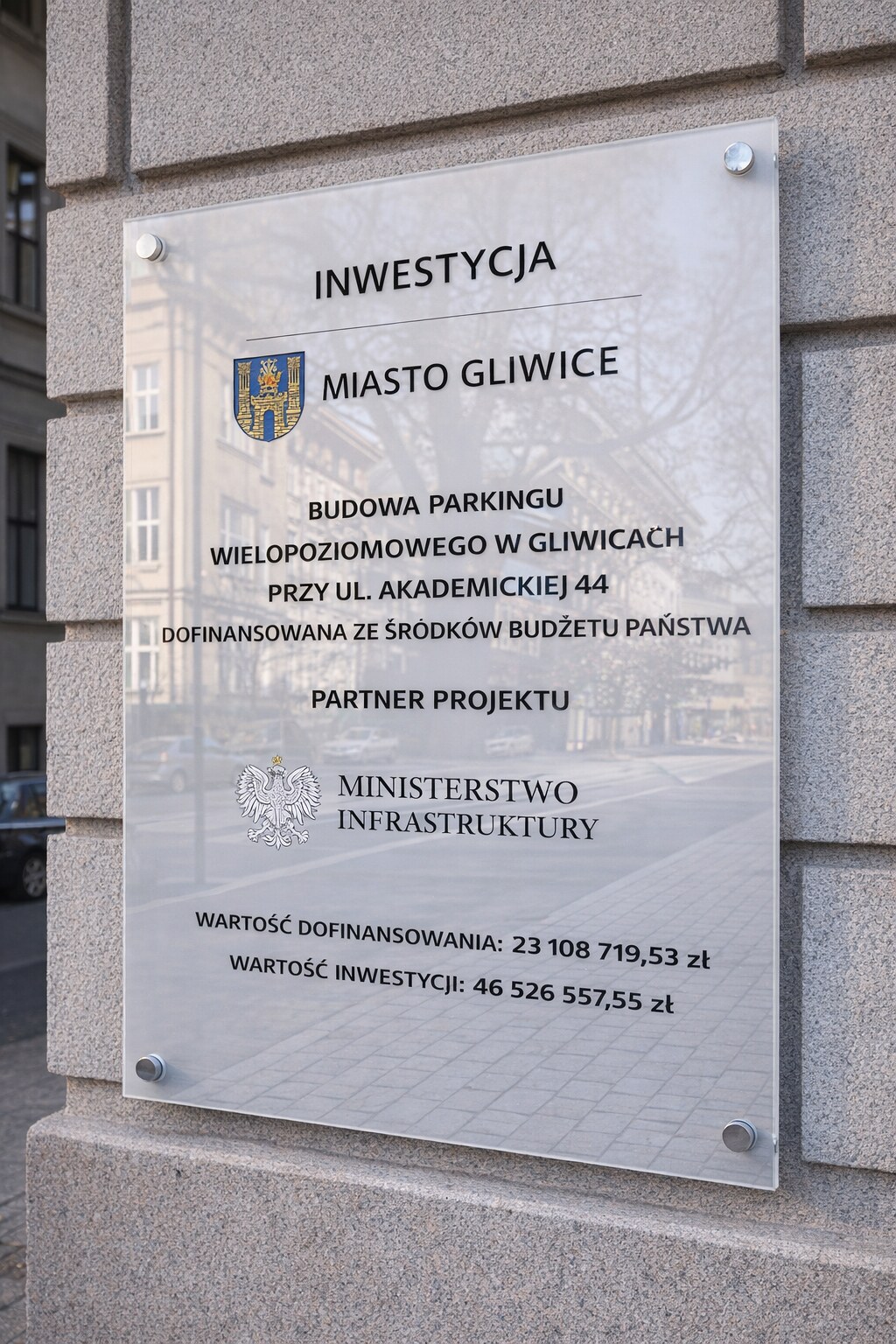 Panele informacyjne na szkle — realizacja